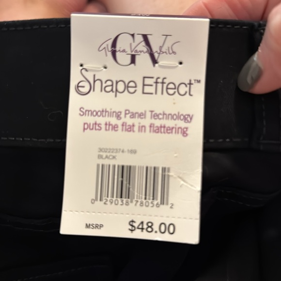 Gloria Vanderbilt Shorts Plus 24W - Picture 9 of 10